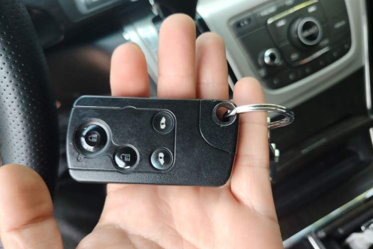 Used Honda Elysion 2012 2.4L VTi-S Prestige Edition Vehicle Key