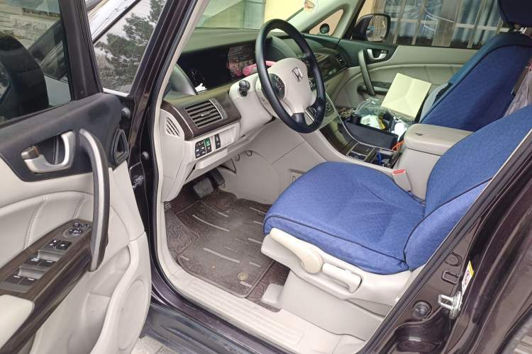Used Honda Elysion 2012 2.4L VTi Luxury Edition Driver Seat