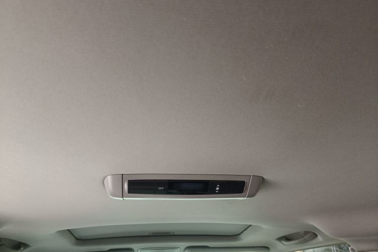 Used Honda Elysion 2012 2.4L VTi Luxury Edition Headliner