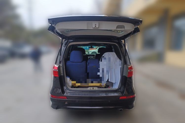 Used Honda Elysion 2012 2.4L VTi Luxury Edition Trunk