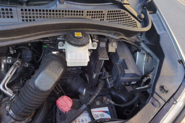 Used Honda Elysion 2012 2.4L VTi Luxury Edition Engine Bay Left