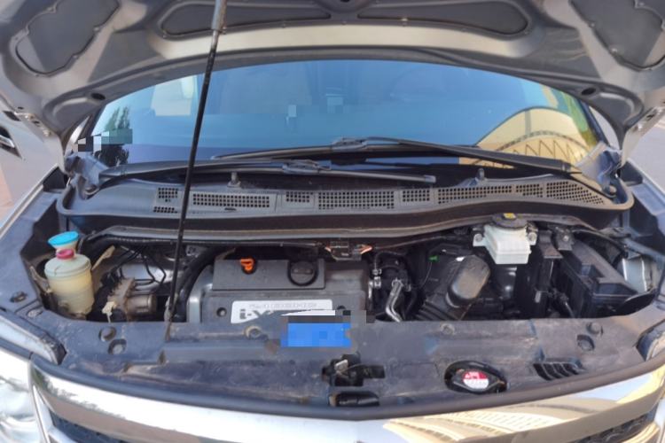 Used Honda Elysion 2012 2.4L VTi Luxury Edition Engine Bay