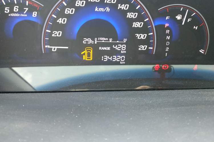 Used Honda Elysion 2012 2.4L VTi Luxury Edition Odometer Close Up