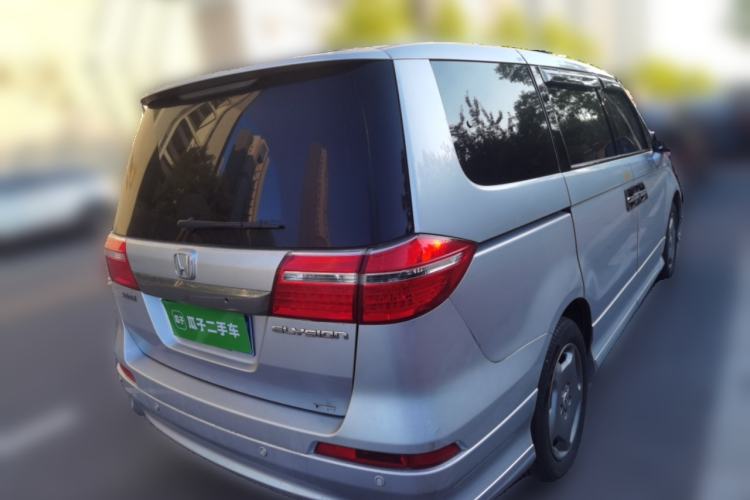 Used Honda Elysion 2012 2.4L VTi Luxury Edition Rear Right 45 Deg