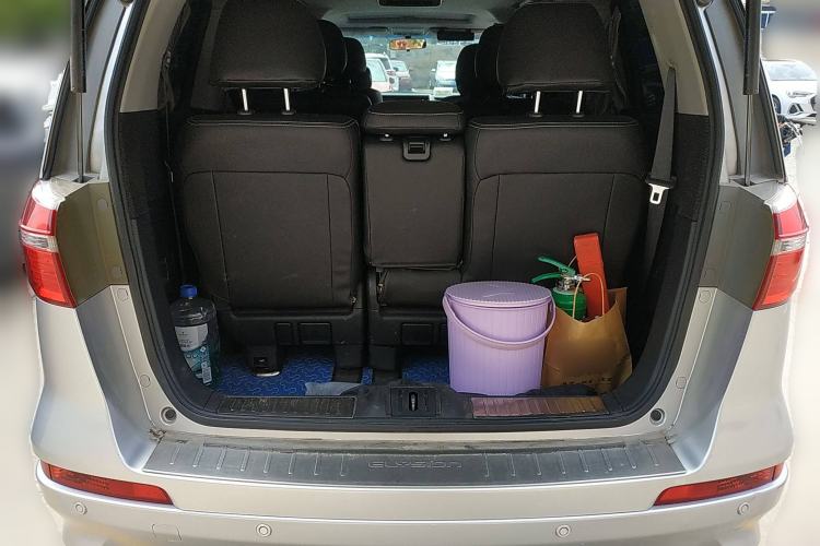 Used Honda Elysion 2012 2.4L VTi Luxury Edition Trunk