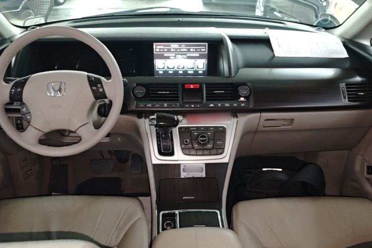 Used Honda Elysion 2012 2.4L VTi-S Prestige Edition Center Console
