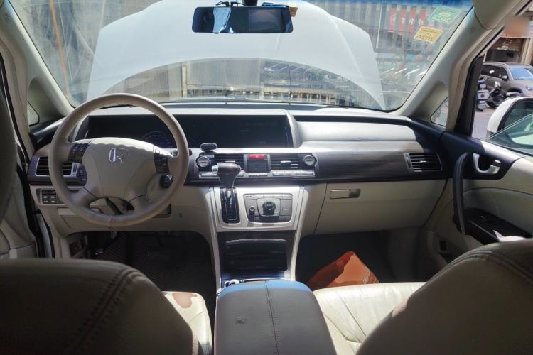 Used Honda Elysion 2012 2.4L VTi-S Prestige Edition Center Console