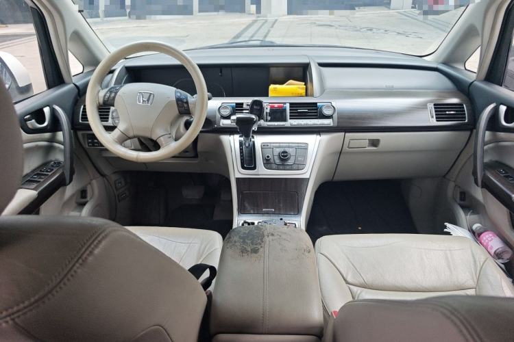 Used Honda Elysion 2012 2.4L VTi-S Prestige Edition Center Console