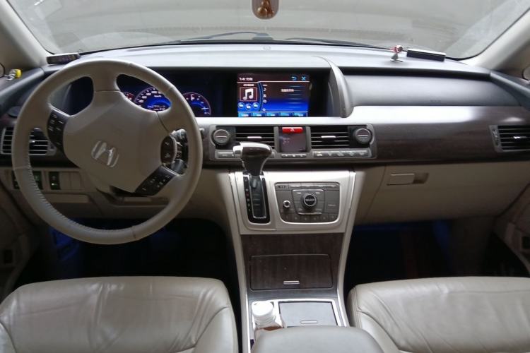 Used Honda Elysion 2012 2.4L VTi-S Prestige Edition Center Console