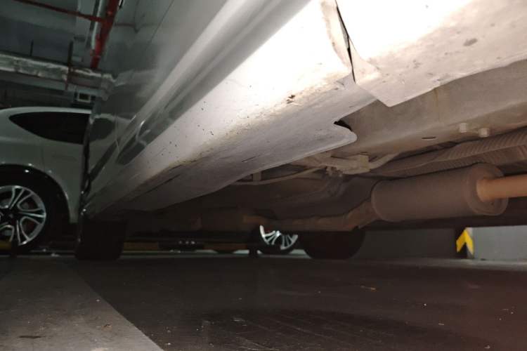 Used Honda Elysion 2012 2.4L VTi-S Prestige Edition Chassis Front Right