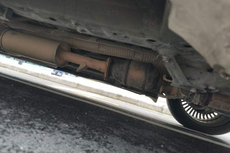 Used Honda Elysion 2012 2.4L VTi-S Prestige Edition Chassis Front Right