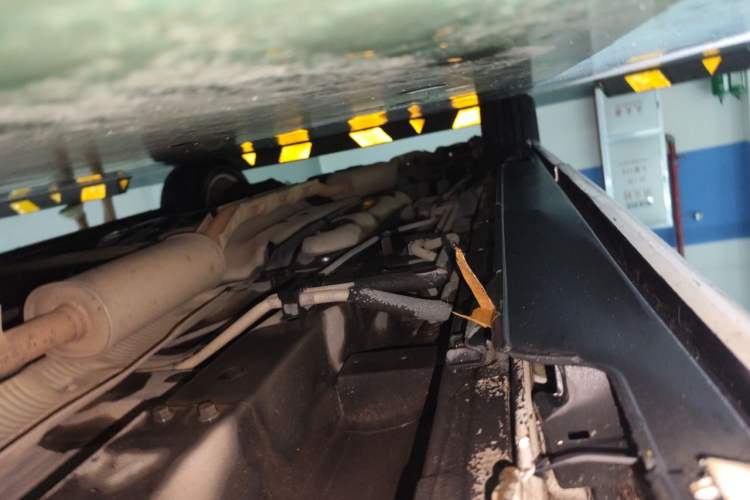 Used Honda Elysion 2012 2.4L VTi-S Prestige Edition Chassis Front Right