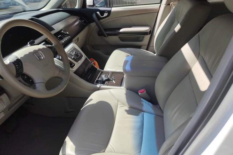 Used Honda Elysion 2012 2.4L VTi-S Prestige Edition Driver Seat