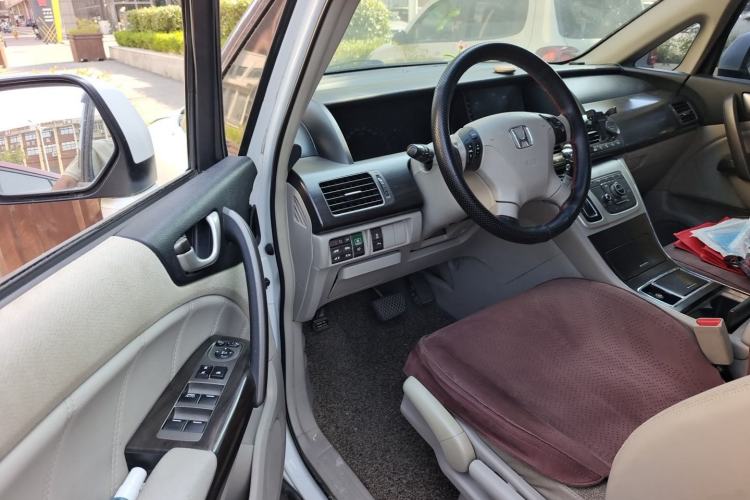 Used Honda Elysion 2012 2.4L VTi Luxury Edition Driver Seat