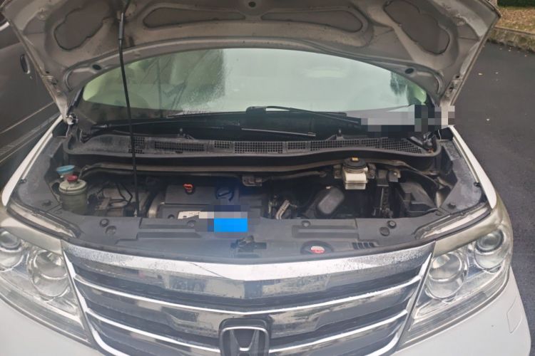Used Honda Elysion 2012 2.4L VTi Luxury Navigation Edition Engine Bay