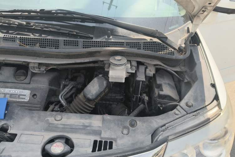 Used Honda Elysion 2012 2.4L VTi-S Prestige Edition Engine Bay Left