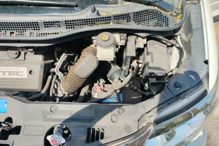 Used Honda Elysion 2012 2.4L VTi-S Prestige Edition Engine Bay Left