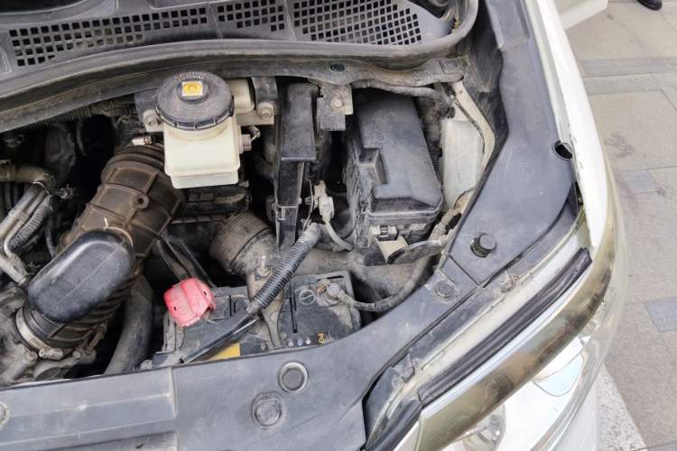 Used Honda Elysion 2012 2.4L VTi-S Prestige Edition Engine Bay Left