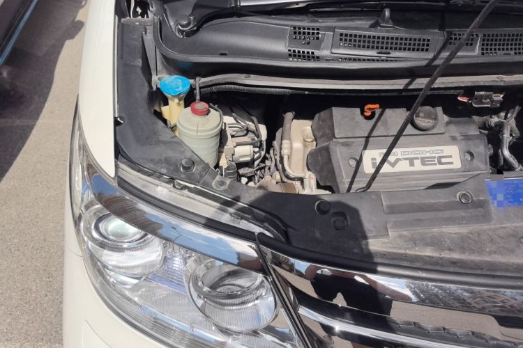 Used Honda Elysion 2012 2.4L VTi-S Prestige Edition Engine Bay Right
