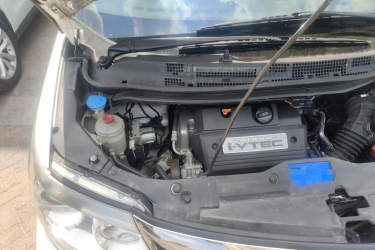 Used Honda Elysion 2012 2.4L VTi-S Prestige Edition Engine Bay Right