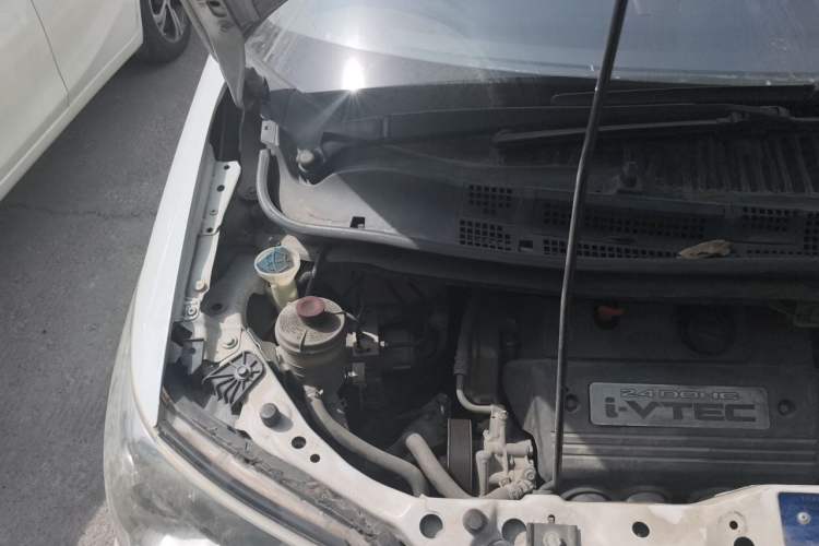 Used Honda Elysion 2012 2.4L VTi-S Prestige Edition Engine Bay Right