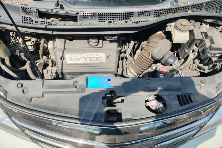 Used Honda Elysion 2012 2.4L VTi-S Prestige Edition Engine Bay