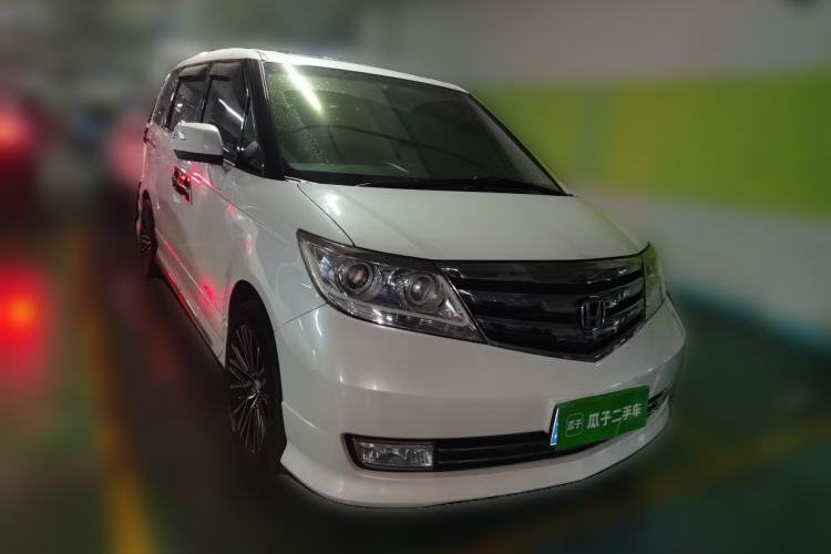 Used Honda Elysion 2012 2.4L VTi-S Prestige Edition Front Right 45 Deg
