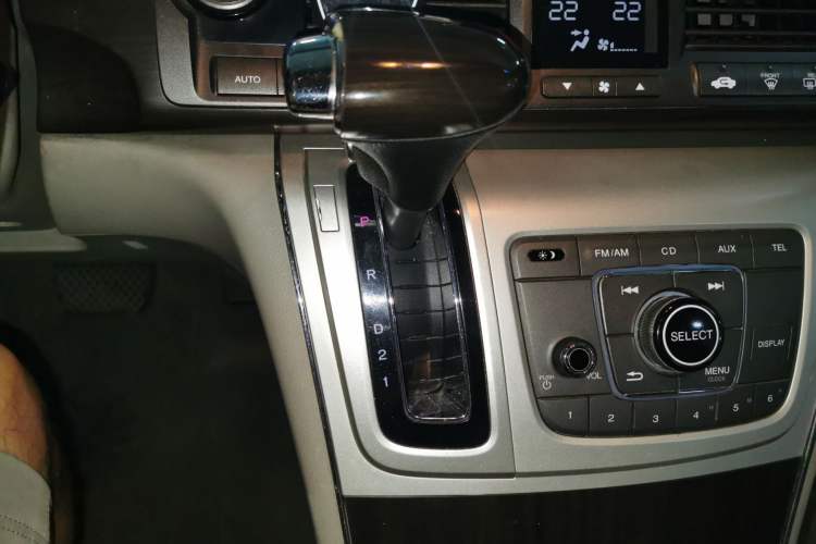 Used Honda Elysion 2012 2.4L VTi-S Prestige Edition Gear Lever