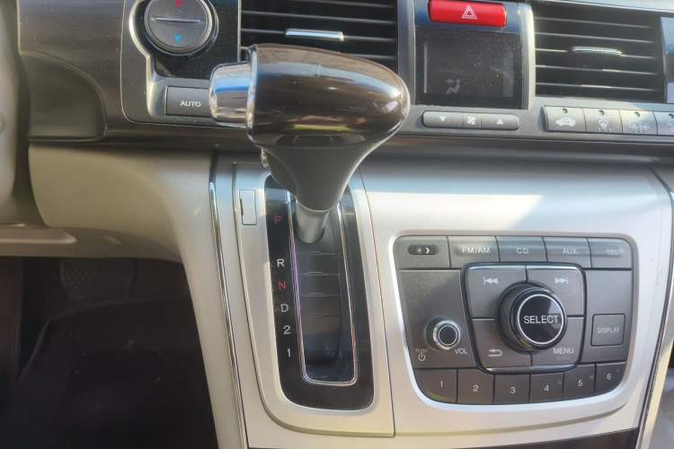 Used Honda Elysion 2012 2.4L VTi-S Prestige Edition Gear Lever