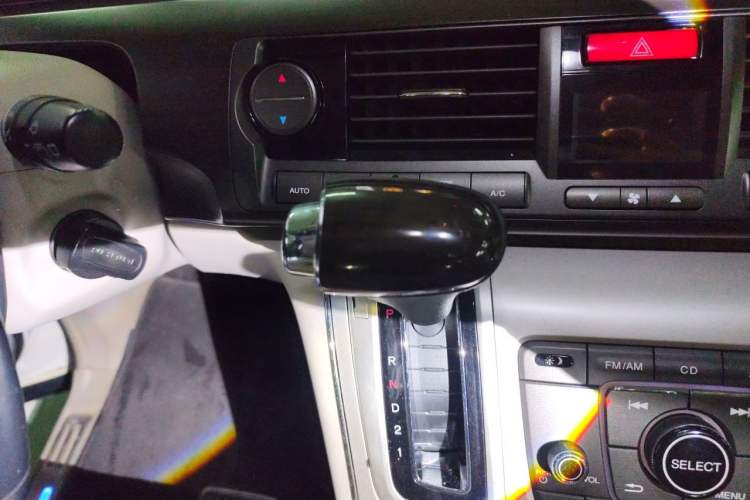 Used Honda Elysion 2012 2.4L VTi-S Prestige Edition Gear Lever
