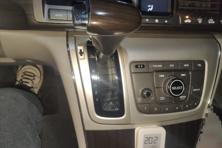 Used Honda Elysion 2012 2.4L VTi-S Prestige Edition Gear Lever