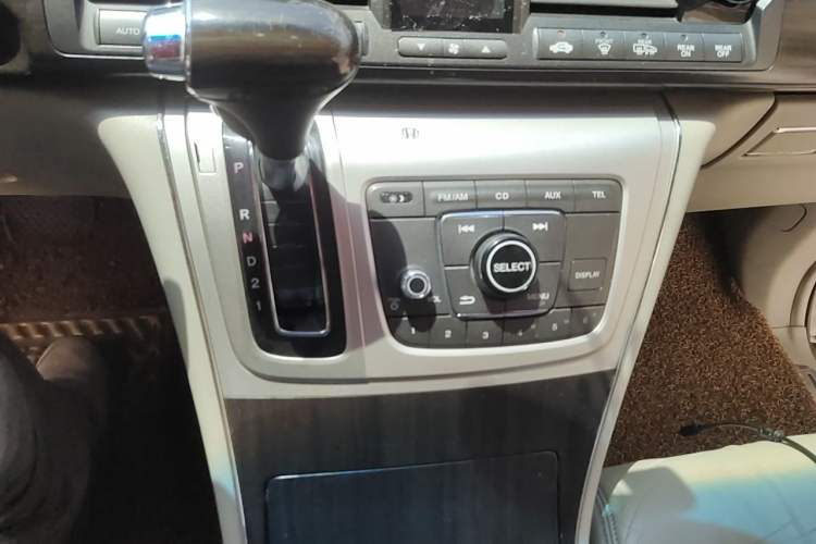 Used Honda Elysion 2012 2.4L VTi-S Prestige Edition Gear Lever