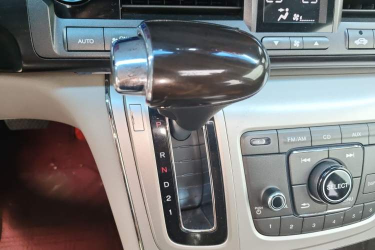 Used Honda Elysion 2012 2.4L VTi-S Prestige Edition Gear Lever