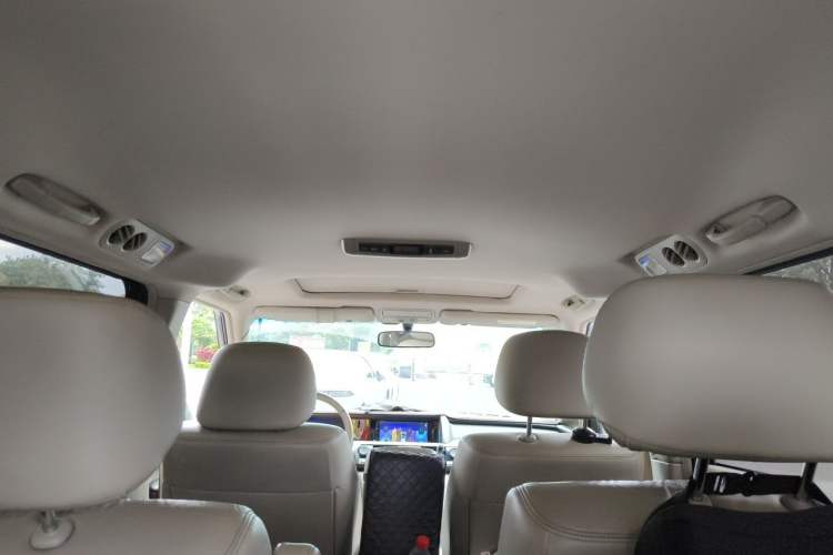 Used Honda Elysion 2012 2.4L VTi-S Prestige Edition Headliner