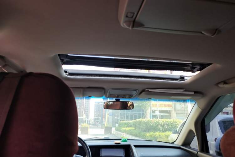Used Honda Elysion 2012 2.4L VTi Luxury Edition Headliner