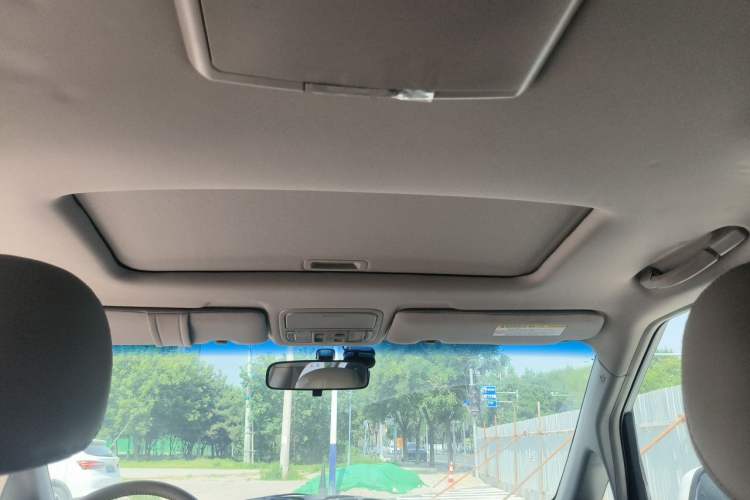 Used Honda Elysion 2012 2.4L VTi-S Prestige Edition Headliner