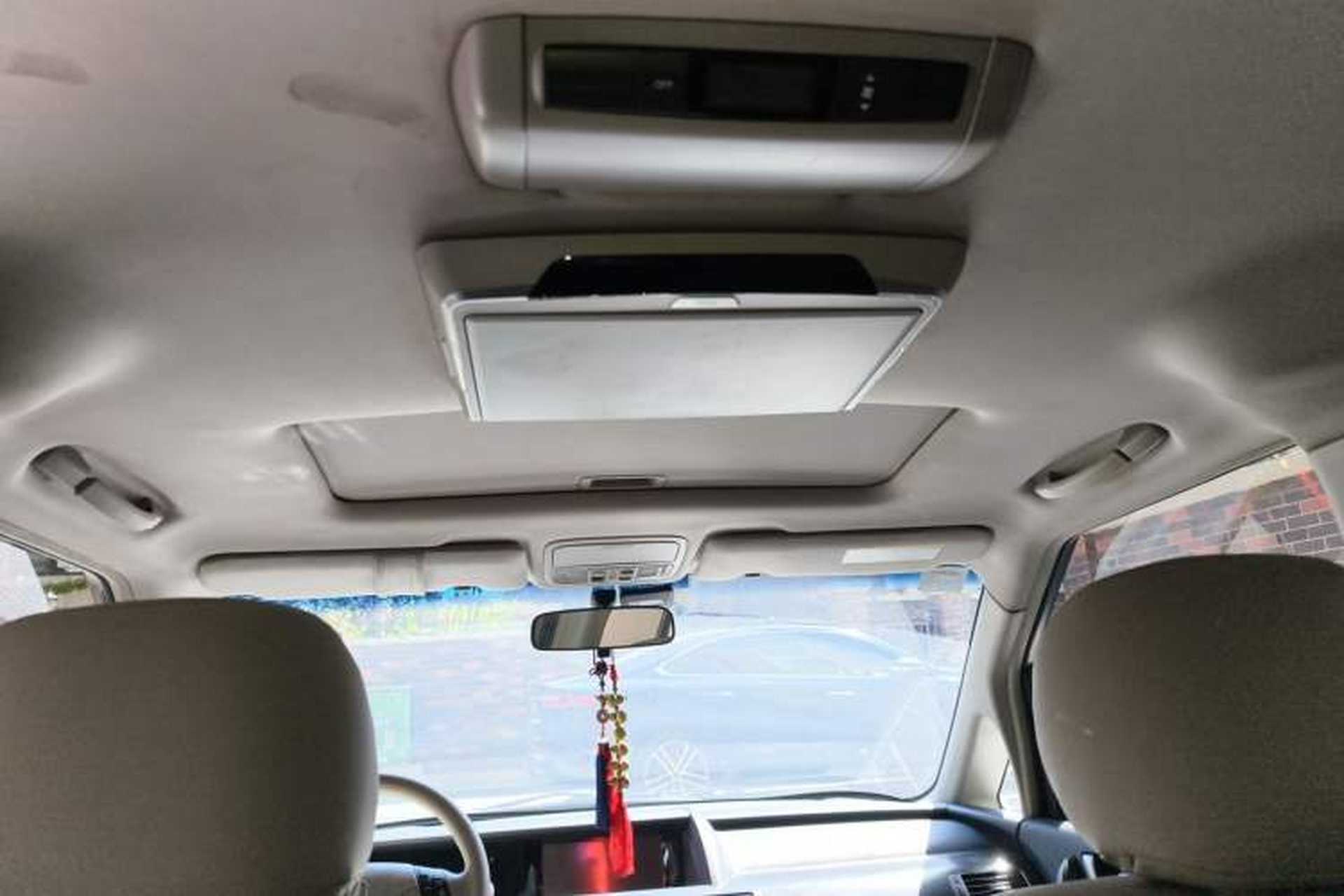 Used Honda Elysion 2012 2.4L VTi Luxury Edition Headliner