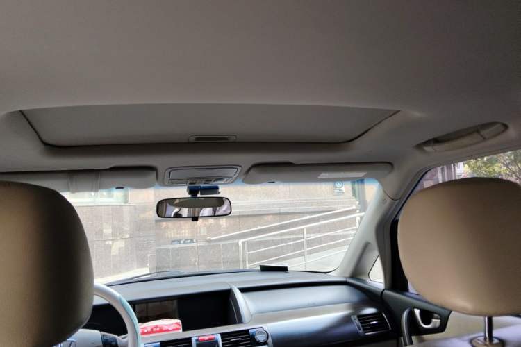 Used Honda Elysion 2012 2.4L VTi-S Prestige Edition Headliner
