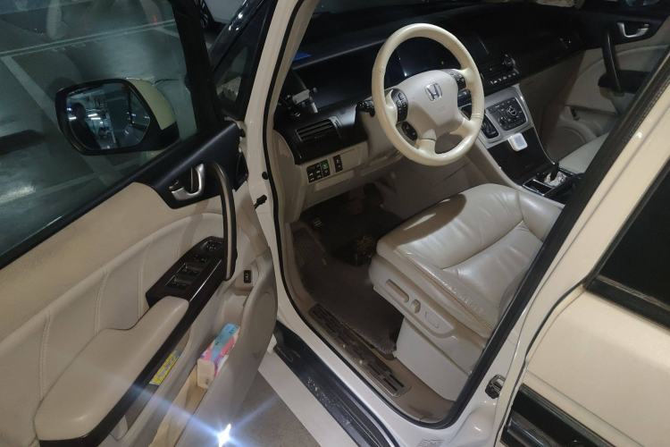Used Honda Elysion 2012 2.4L VTi-S Prestige Edition Interior 3