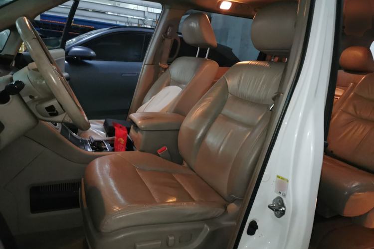 Used Honda Elysion 2012 2.4L VTi-S Prestige Edition Left Front Seat