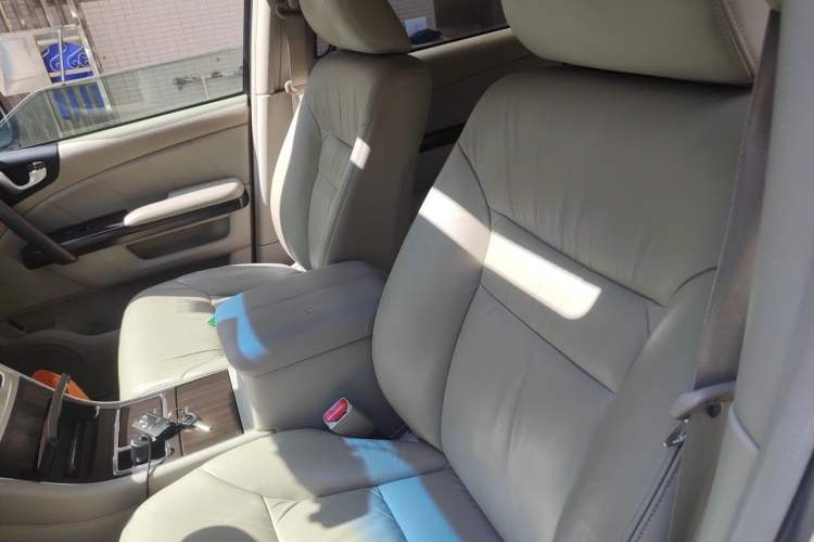 Used Honda Elysion 2012 2.4L VTi-S Prestige Edition Left Front Seat