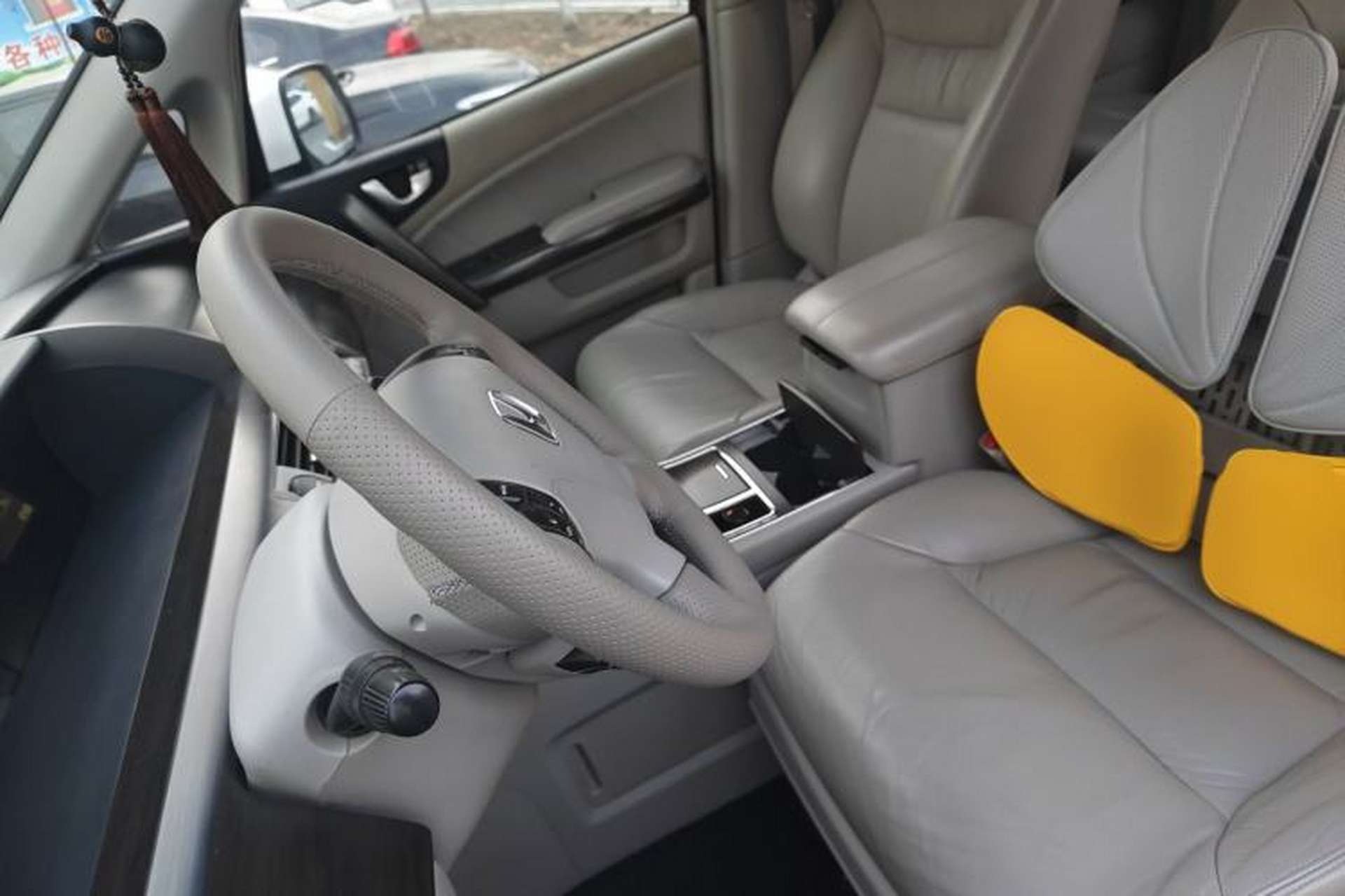 Used Honda Elysion 2012 2.4L VTi-S Prestige Edition Left Front Seat