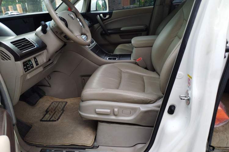 Used Honda Elysion 2012 2.4L VTi-S Prestige Edition Left Front Seat