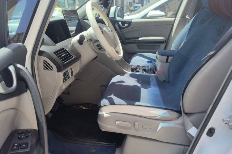 Used Honda Elysion 2012 2.4L VTi-S Prestige Edition Left Front Seat