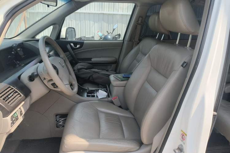 Used Honda Elysion 2012 2.4L VTi-S Prestige Edition Left Front Seat