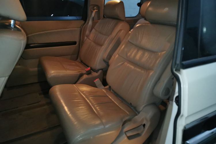 Used Honda Elysion 2012 2.4L VTi-S Prestige Edition Left Rear Seat