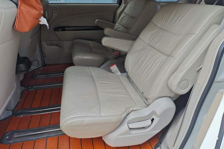 Used Honda Elysion 2012 2.4L VTi-S Prestige Edition Left Rear Seat