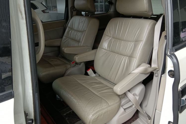 Used Honda Elysion 2012 2.4L VTi-S Prestige Edition Left Rear Seat