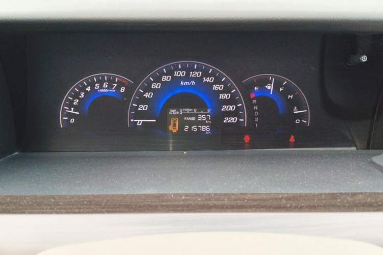 Used Honda Elysion 2012 2.4L VTi-S Prestige Edition Odometer Close Up