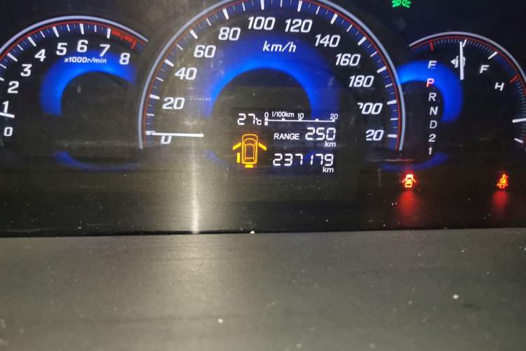 Used Honda Elysion 2012 2.4L VTi-S Prestige Edition Odometer Close Up